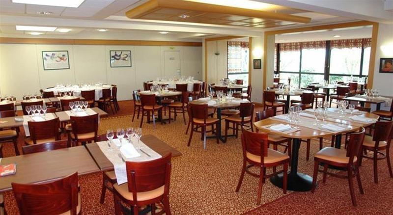 Brit Hotel Rennes Cesson Exterior foto